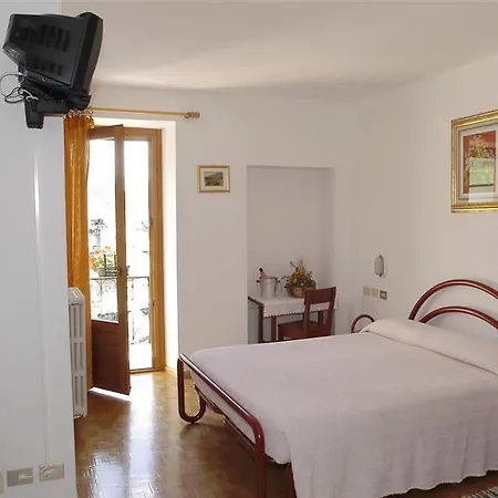 Gufo Μπόρμιο