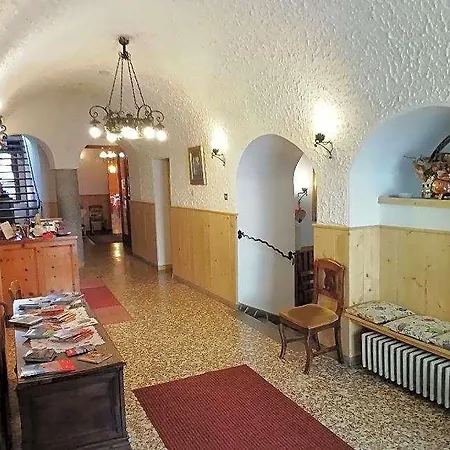 Gufo Hotel