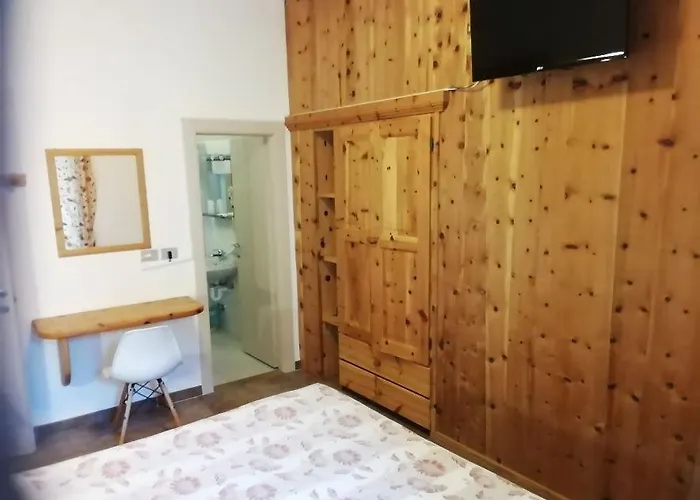 Gufo 酒店 博尔米奥