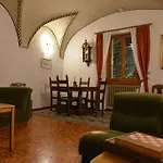 Отель Gufo